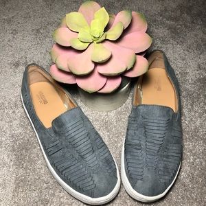 Mossimo slip-ons